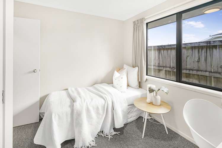 20 Bains Avenue Hamilton East_15