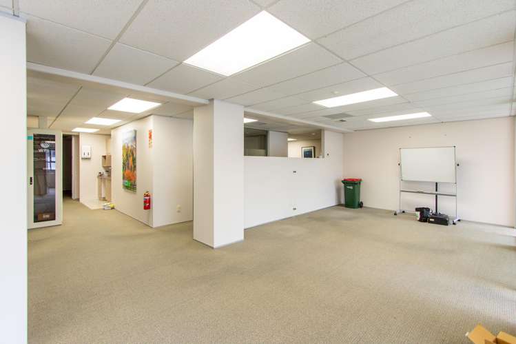 Suite 2/507 Lake Road Takapuna_4