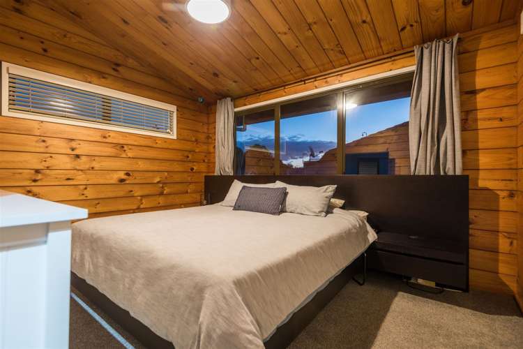 6 Bluewater Place Wattle Downs_8