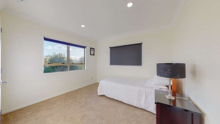 165 The Oaks Drive Leamington_14