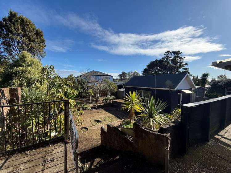 18 Renton Road Mount Albert_20