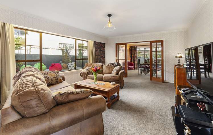 56 Woodman Drive Tawa_1