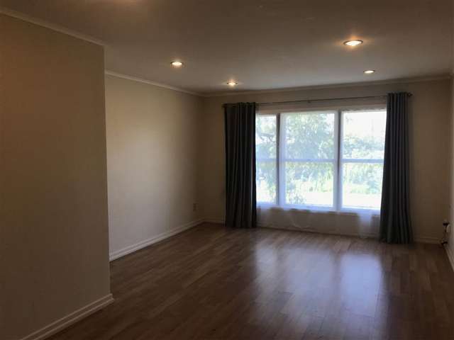 1/1 Grassways Avenue Pakuranga_2