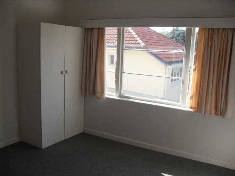 12 Masters Avenue 1076_6