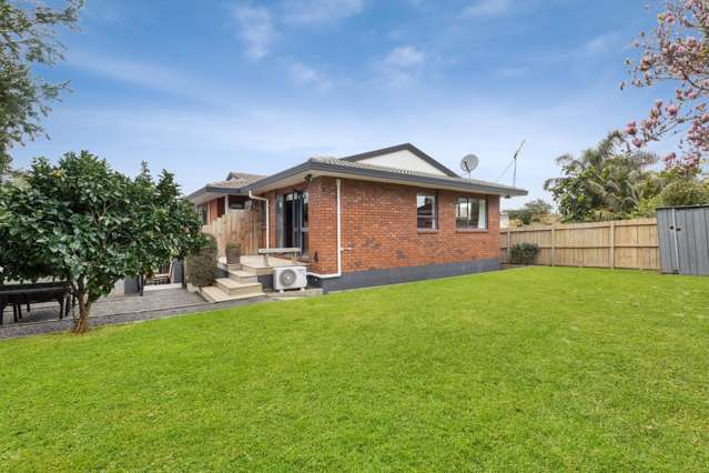 6 Gleneagles Grove Wattle Downs_2