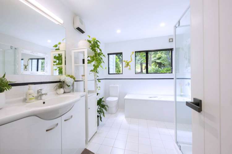 168 Carter Road Oratia_16