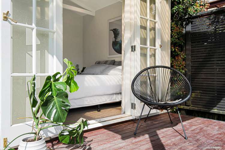 82 Lynwood Road New Lynn_5