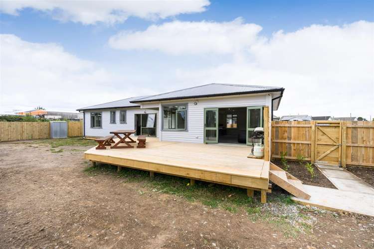 34 Gordon Crescent Marton_26