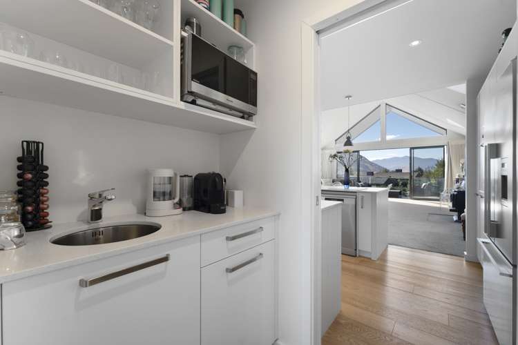 37 Mcadam Drive Jacks Point_8