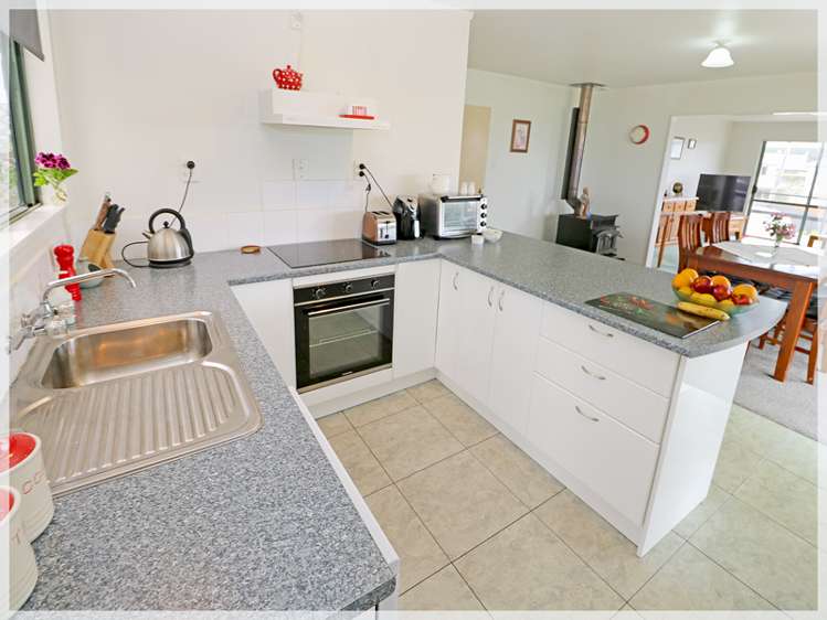 37 Shortt Street Foxton Beach_10