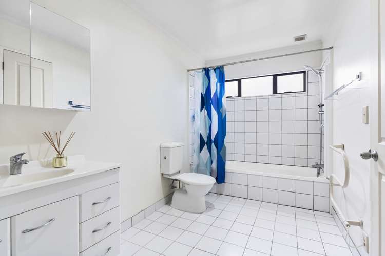 11f Sturges Road Henderson_8