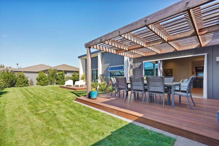 9 Drovers Way Frimley_14