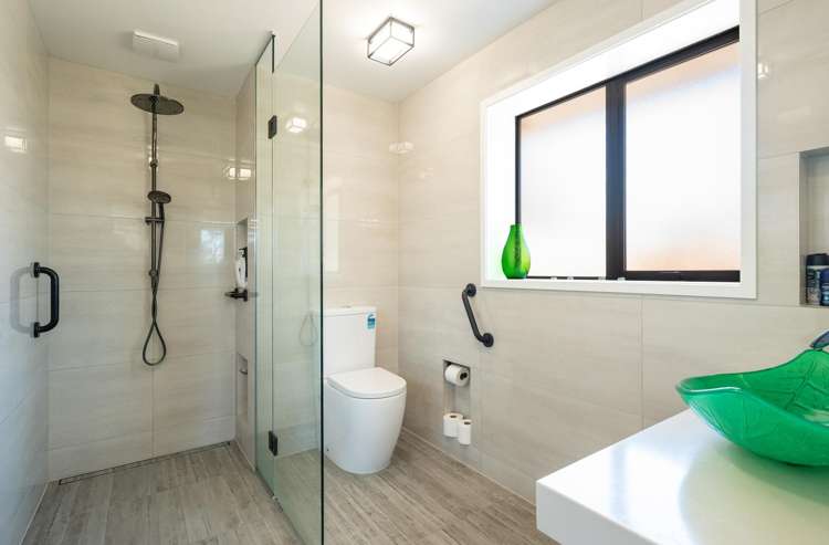 5 Holdaway Grove Richmond_17