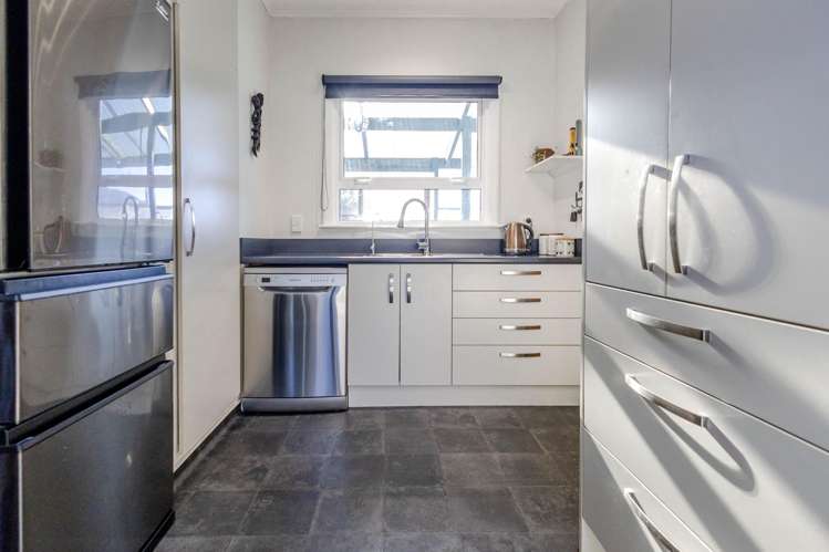 27 Byron Street_5