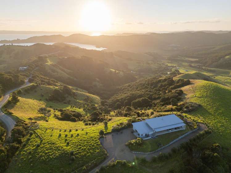 99 Cowes Bay Road Waiheke Island_23