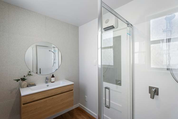 36 Eveleyn Couzins Avenue Richmond_13