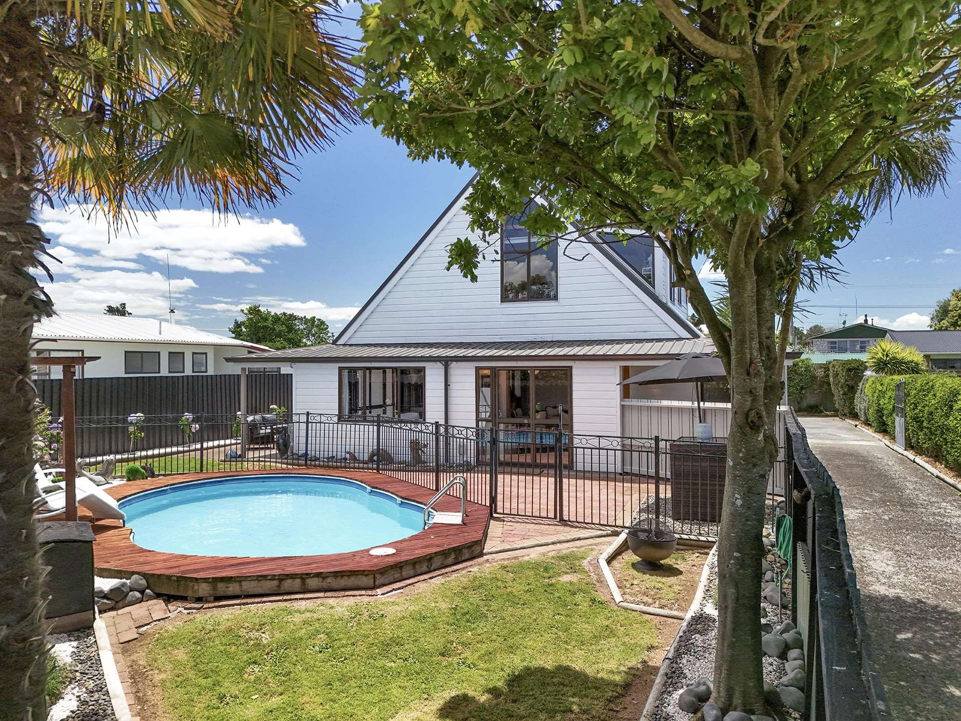 11 Stevenson Place Leamington_0