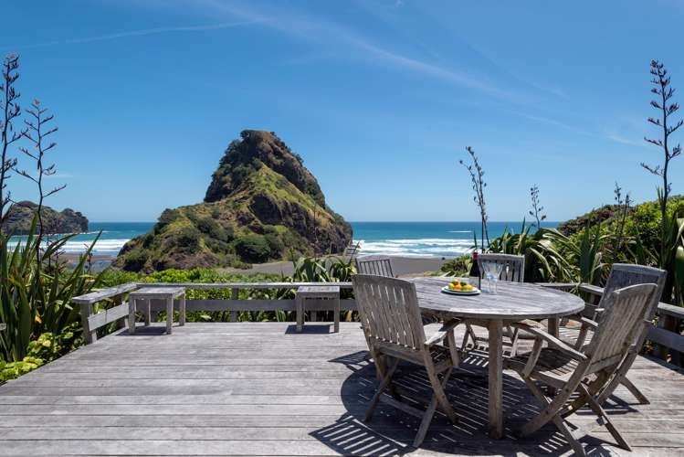 20 Garden Road Piha_6