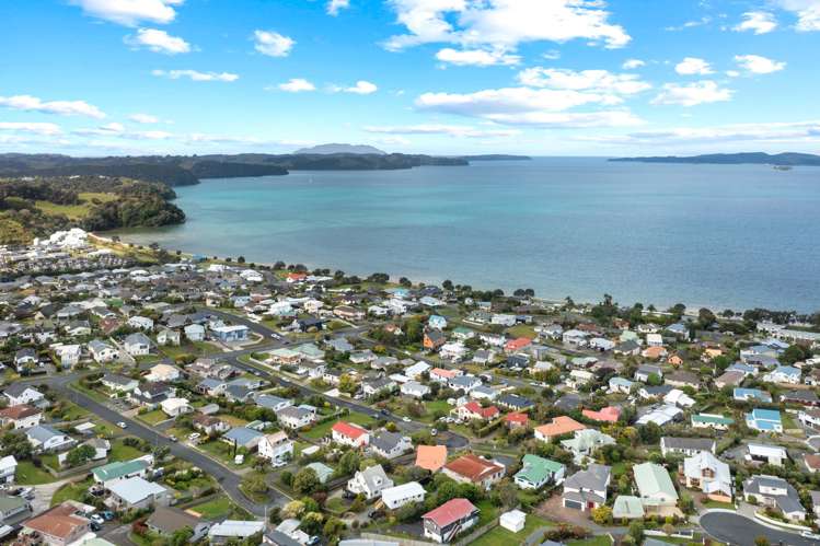 21 Awatere Place Snells Beach_23