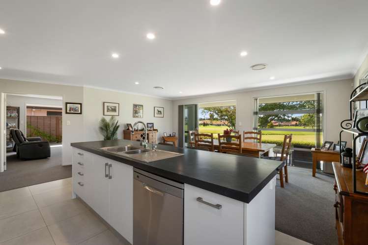 12 Turnberry Close, Aongatete_4