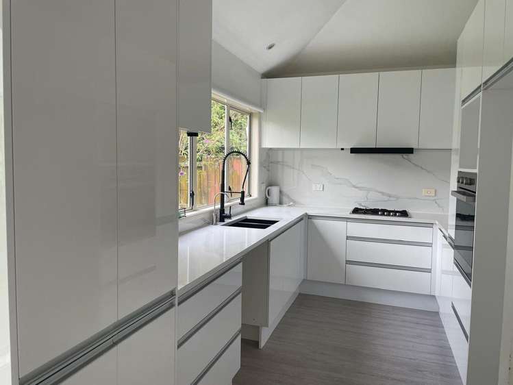 3 Dainton Place New Lynn_7