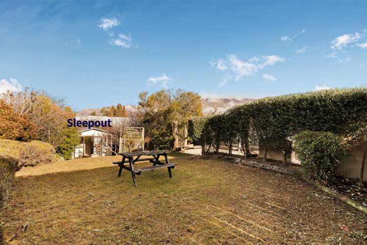 61 Manuka Crescent Wanaka_14