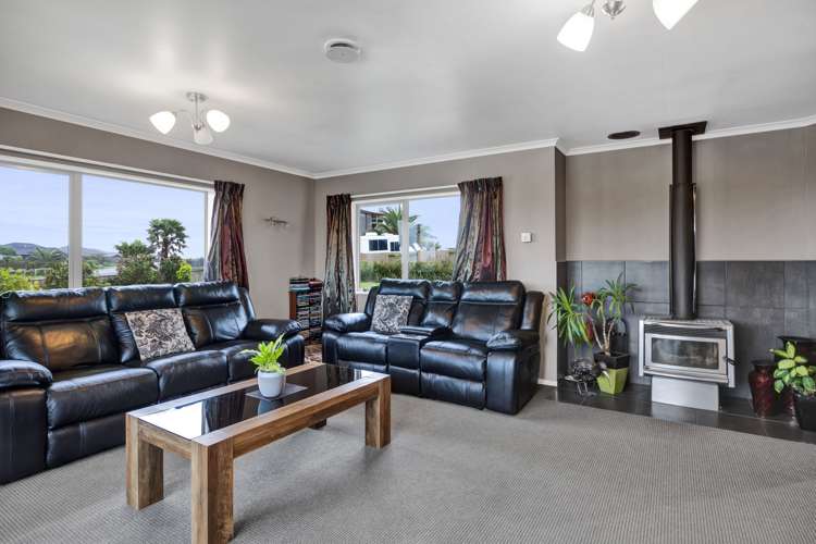 9 Denby Heights Hawera_5