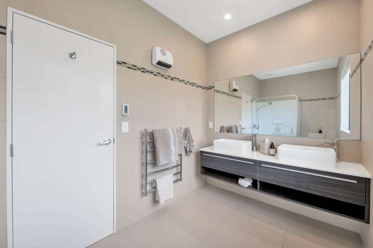 1 Motukaraka Drive Beachlands_14