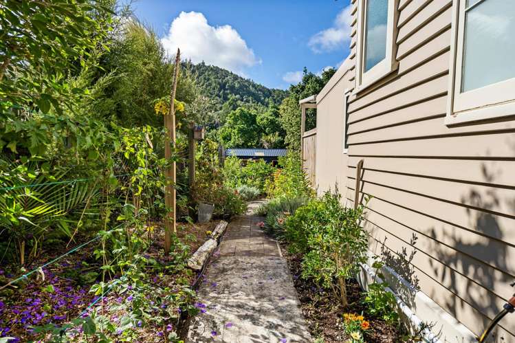 39 Lovatt Crescent Kensington_30