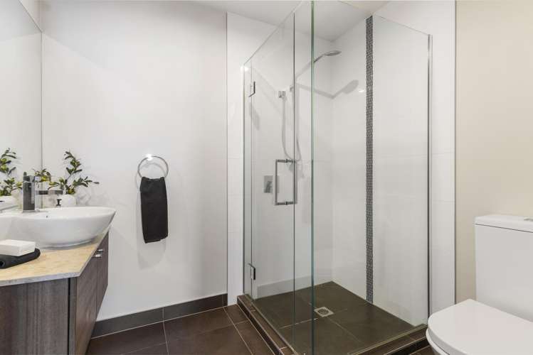 9/8 Wilk Lane Browns Bay_14