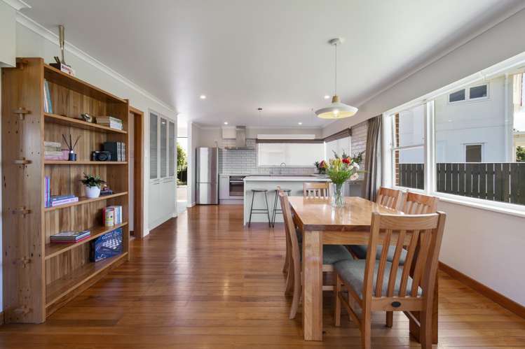 6 High Street Bulls_9