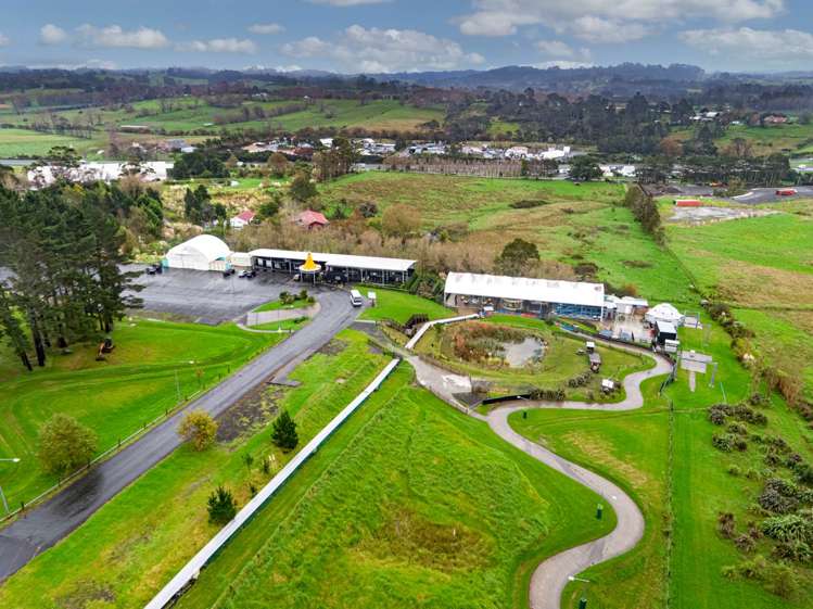 2104 East Coast Road Stillwater_17