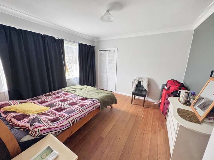 131 Bartholomew Road 10516_5