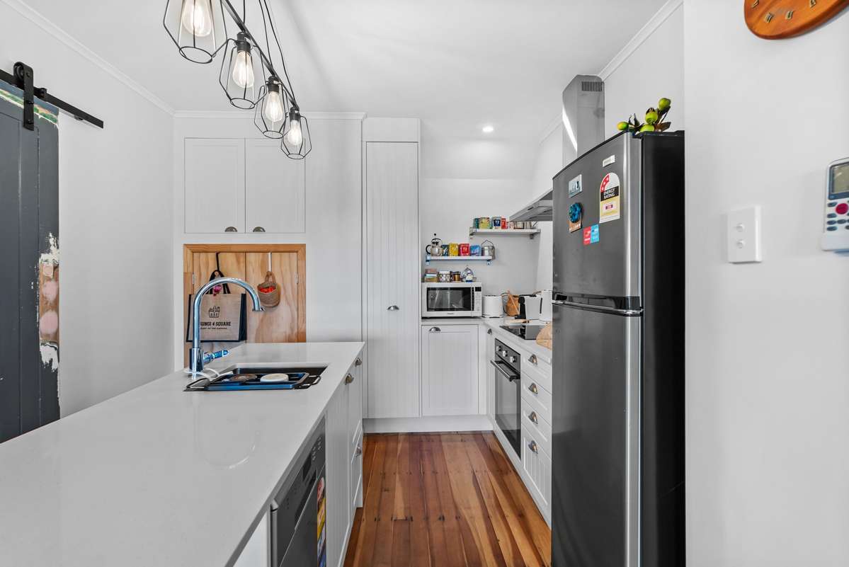 141 Hurndall Street East_1