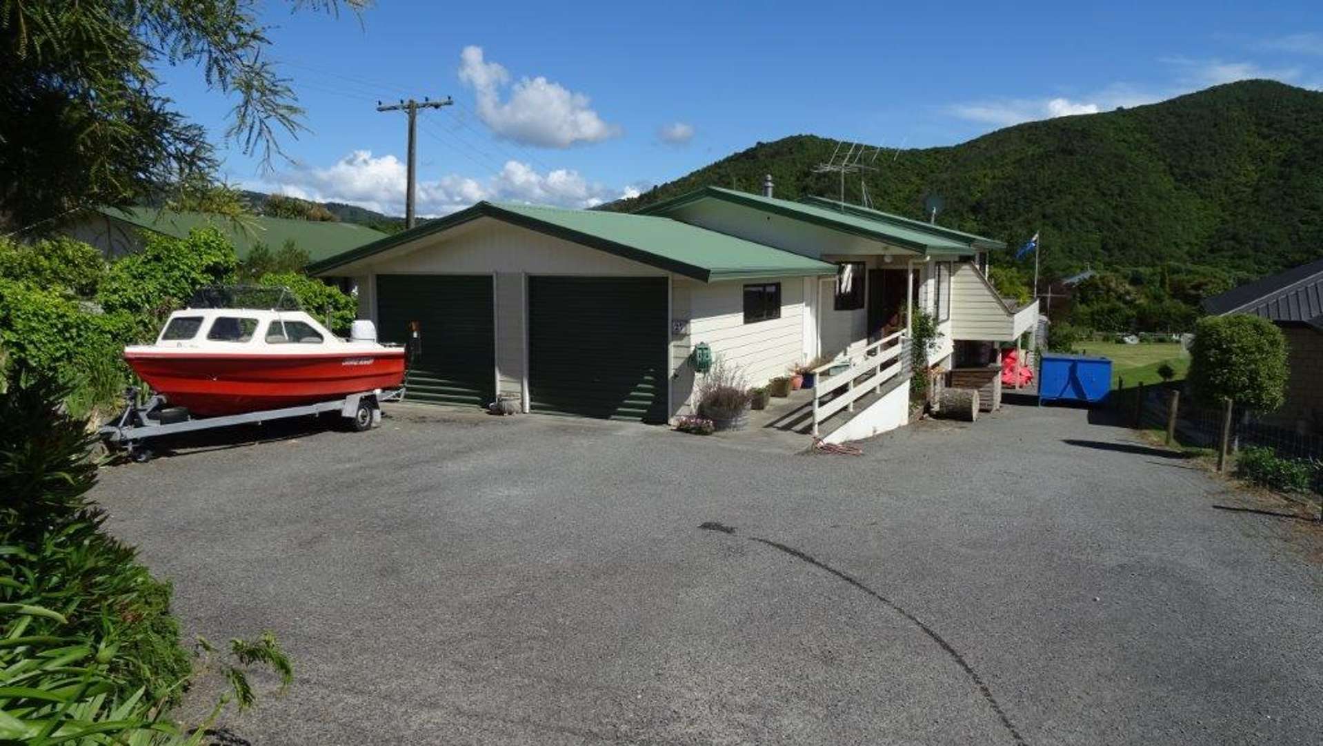 27 Moana View Road Waikawa_0