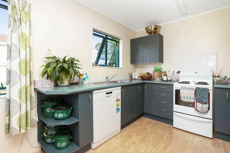 225b Glengarry Road Glen Eden_9