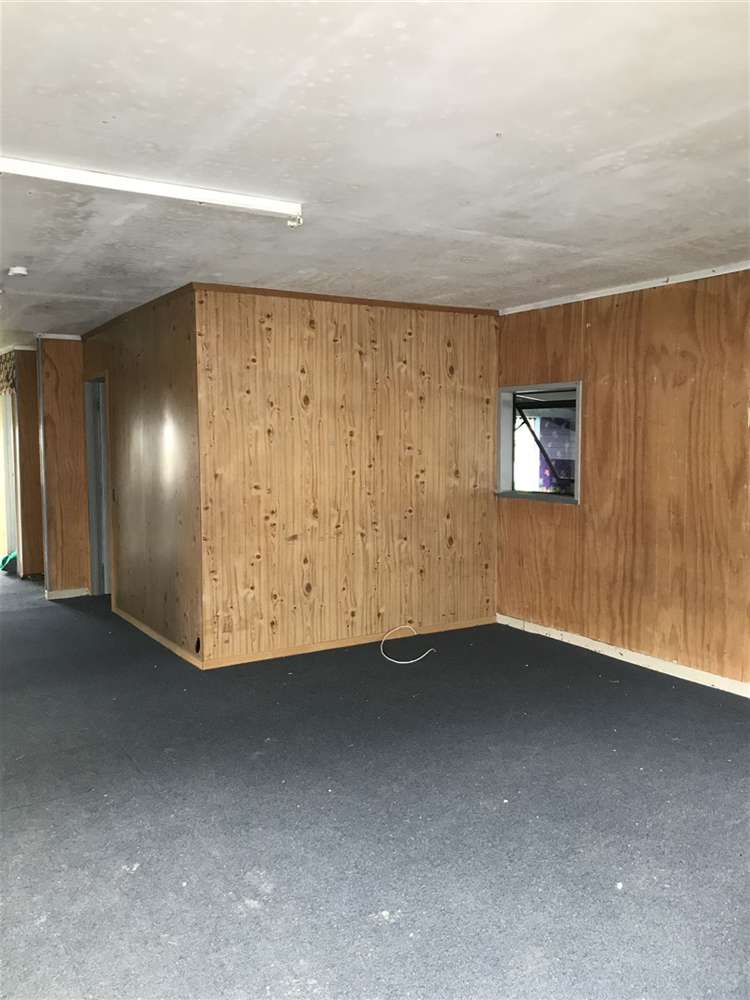 3 Tindall Crescent Otara_11