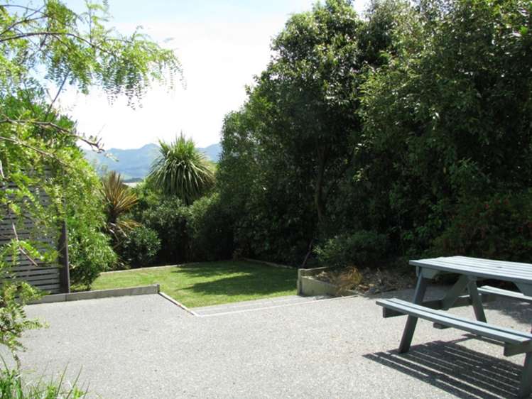 7 James Drive Diamond Harbour_12