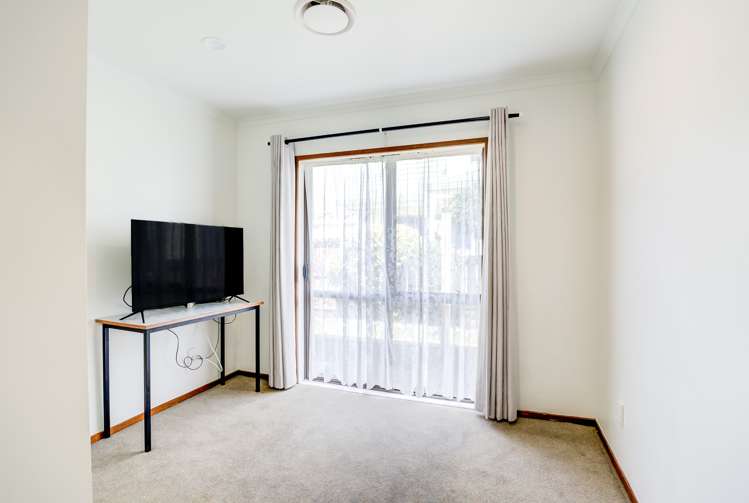 1 Melfort Place Nawton_11