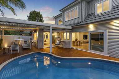 205 Hurstmere Road_2