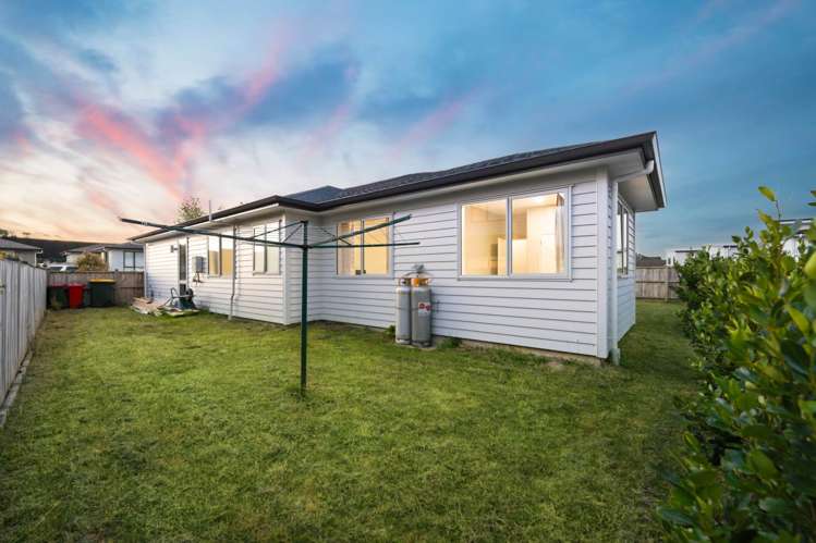 6 Ahorangi Road Silverdale_21