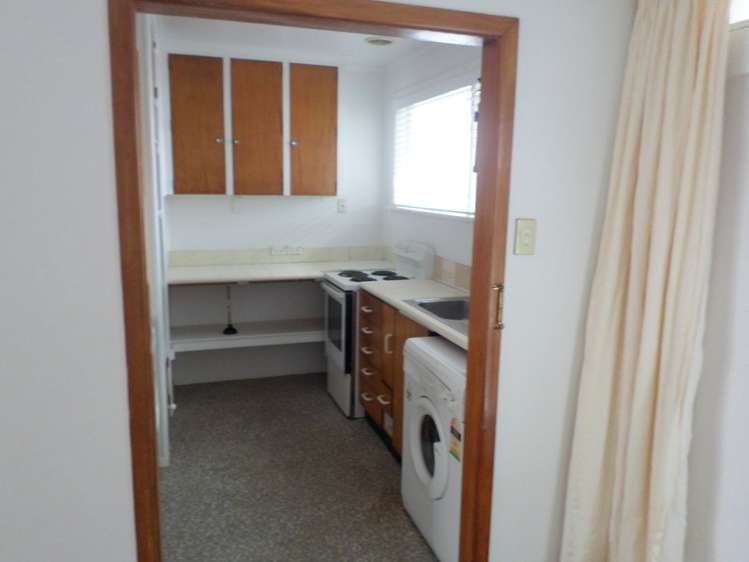 1/161a Grey Street Onehunga_7