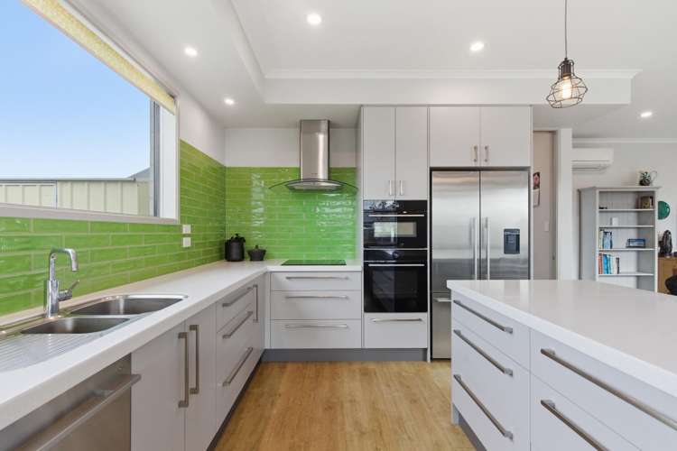 20 Sunline Avenue Lincoln_3