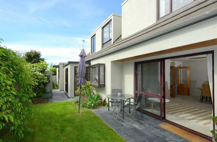 8 Braco Place Burnside_16