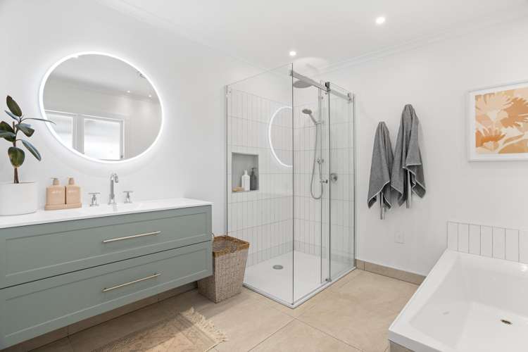 37 Dillons Point Road Islington_14