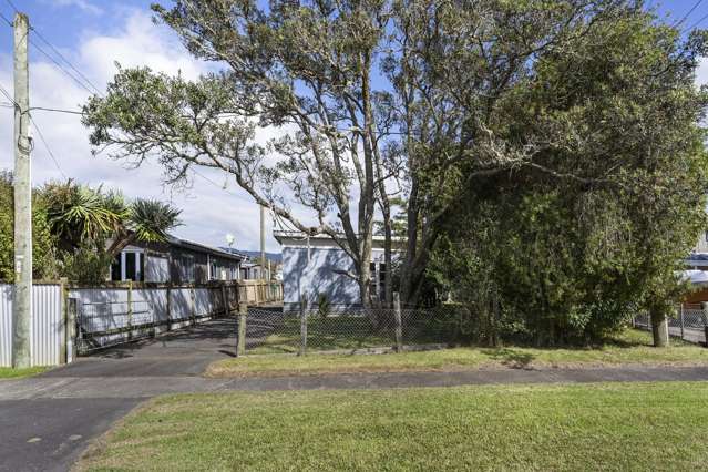64 Howard Road Orere Point_1