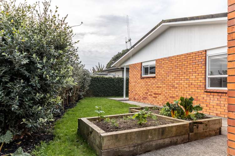 2/203 Galloway Street Hamilton East_14