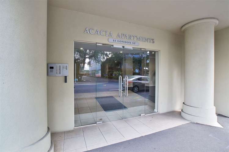 2a/11 London Street Hamilton Central_4