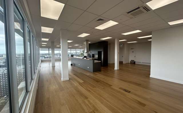 Refurbished Top Floor Office