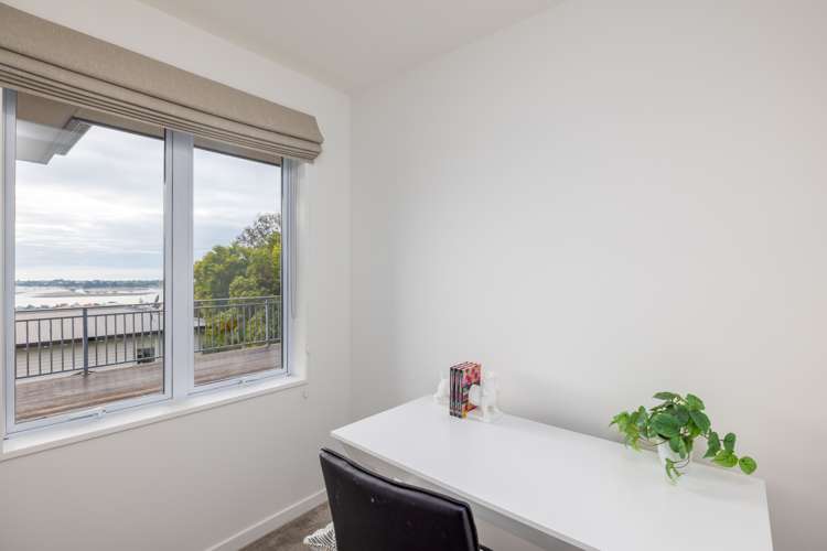 5 Challenger Lane Redcliffs_16